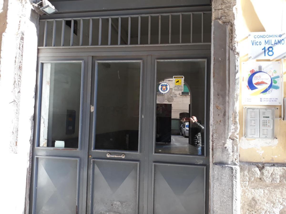 Appartamento City Center Napoli Bagian luar foto