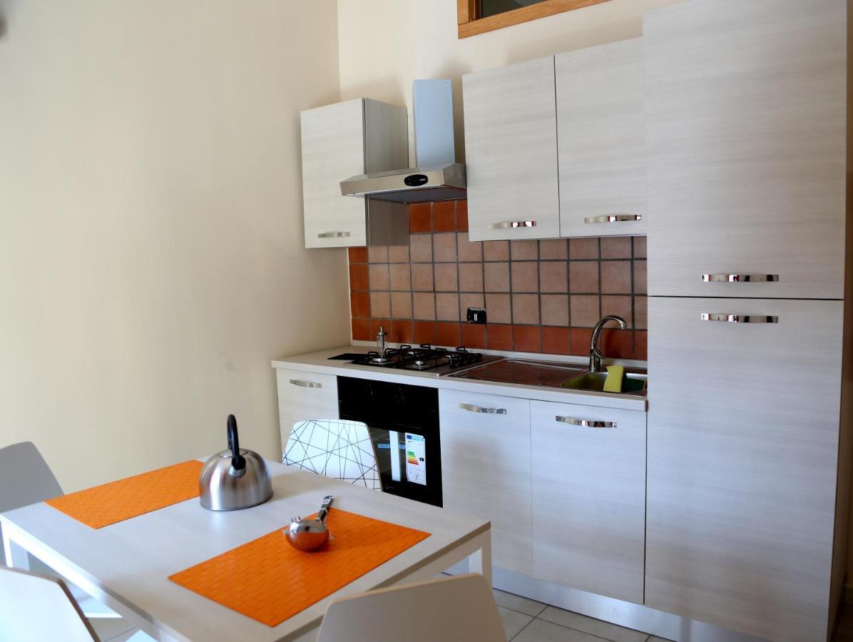 Appartamento City Center Napoli Bagian luar foto