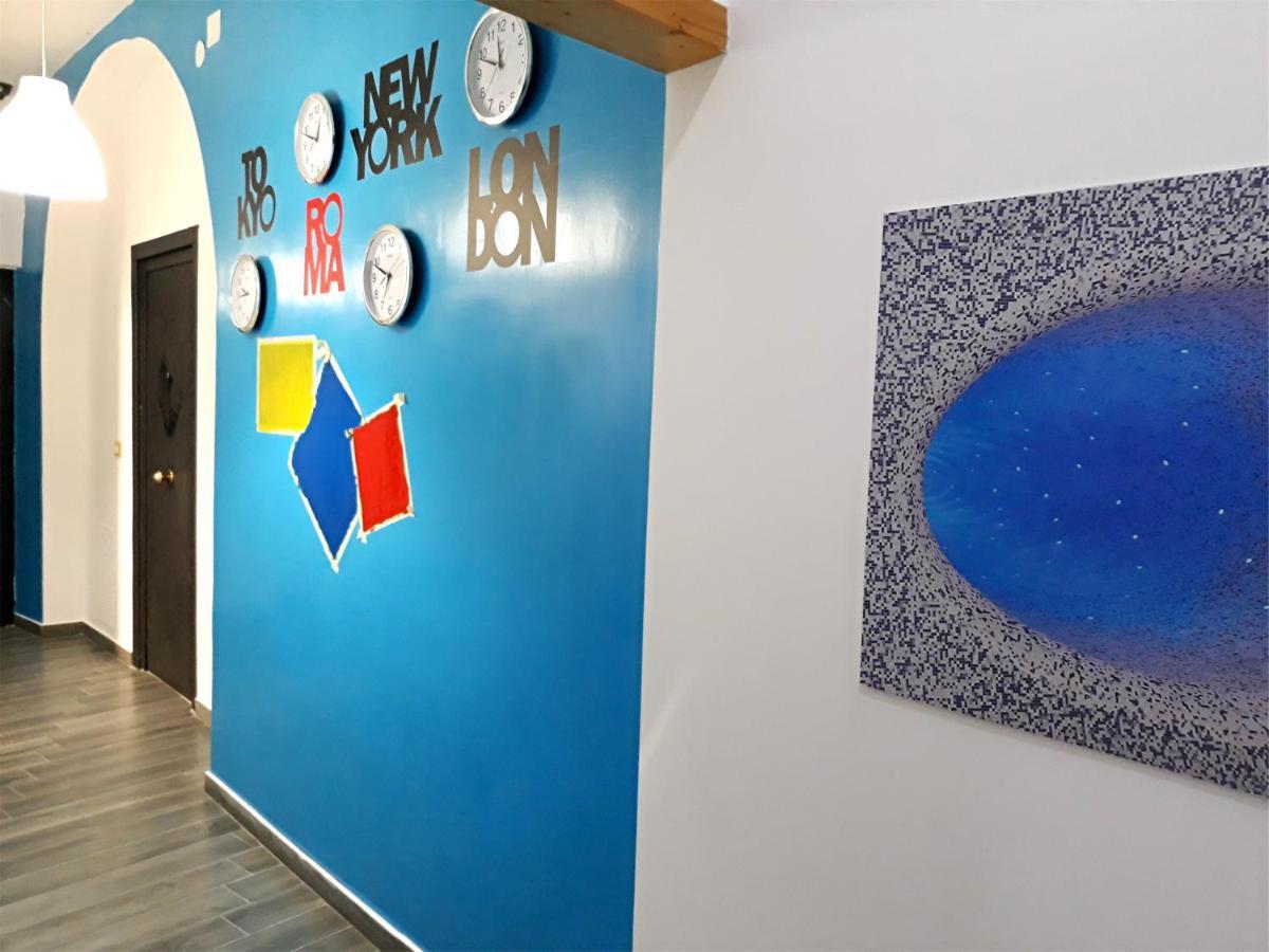 Appartamento City Center Napoli Bagian luar foto